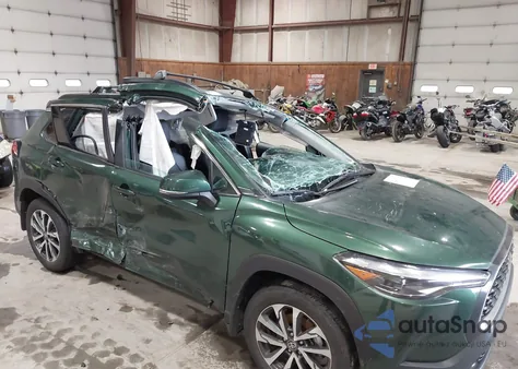 2022 Toyota Corolla Cross Xle из США, поврежденный, VIN 7MUDAABG9NV043308